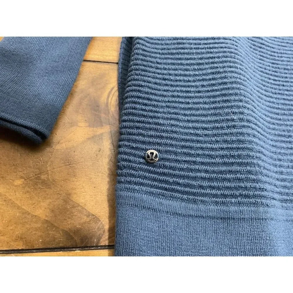 Lululemon Merino Wool Sit In Lotus Wrap II Cardigan Sweater Petrol Blue Size 6 - Picture 9 of 9